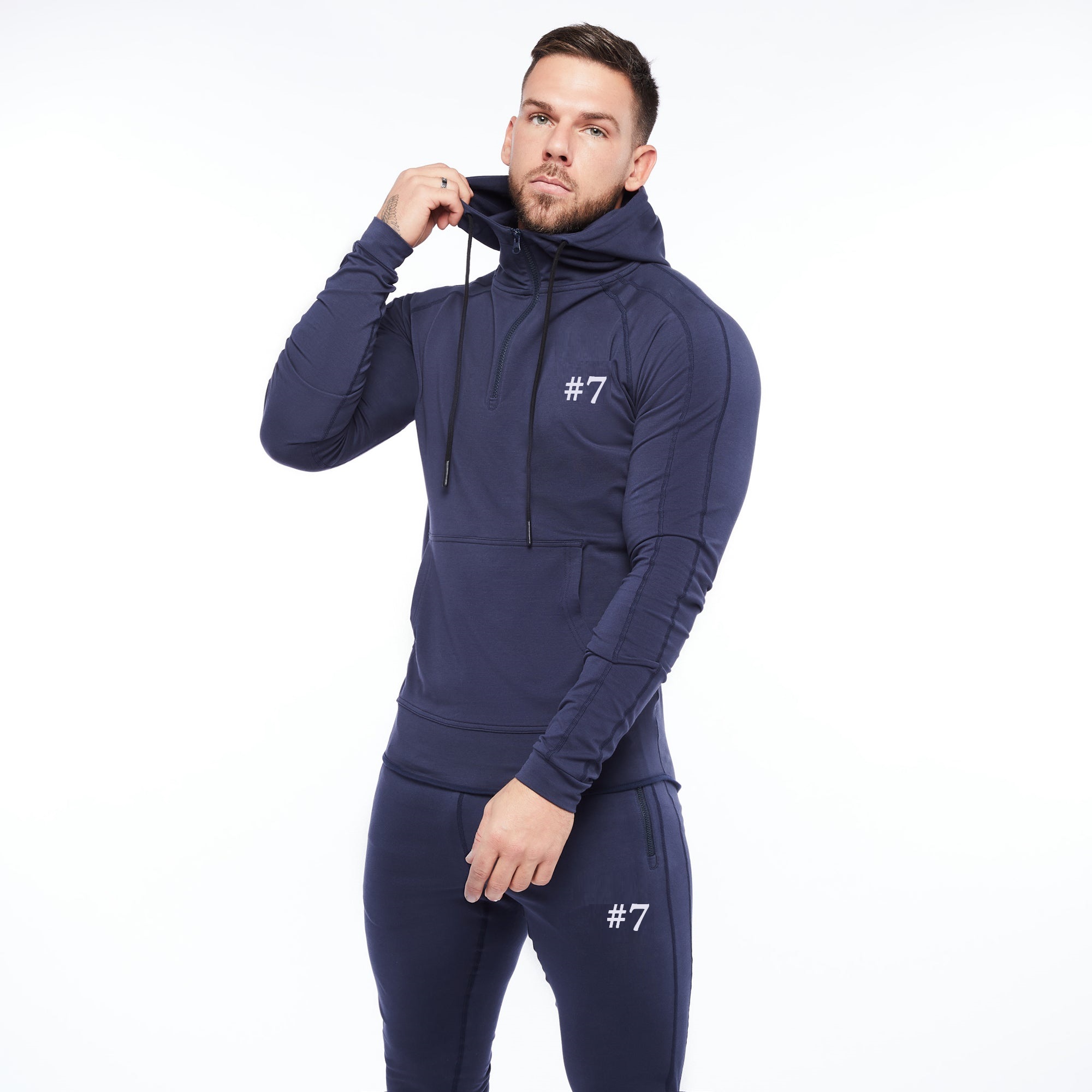 PULLOVER HOODIE navy